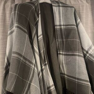 Plaid Fringe Trim Batwing Sleeve Cardigan